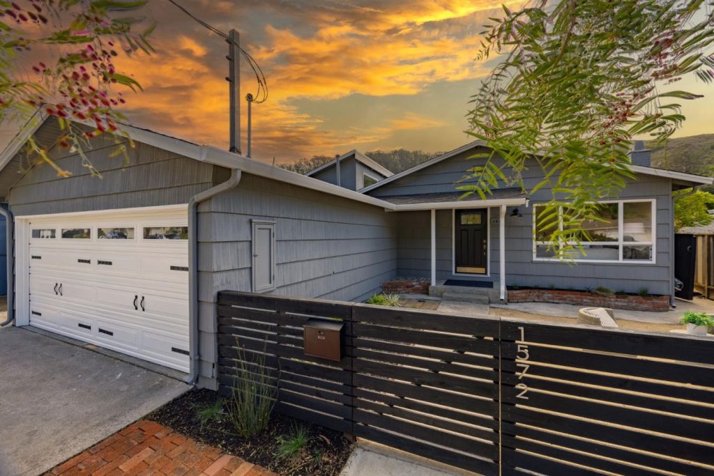 House in Pacifica with garage door